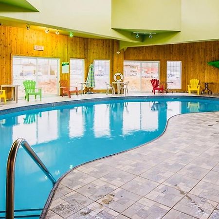 Quality Inn Rivière-du-Loup Екстериор снимка