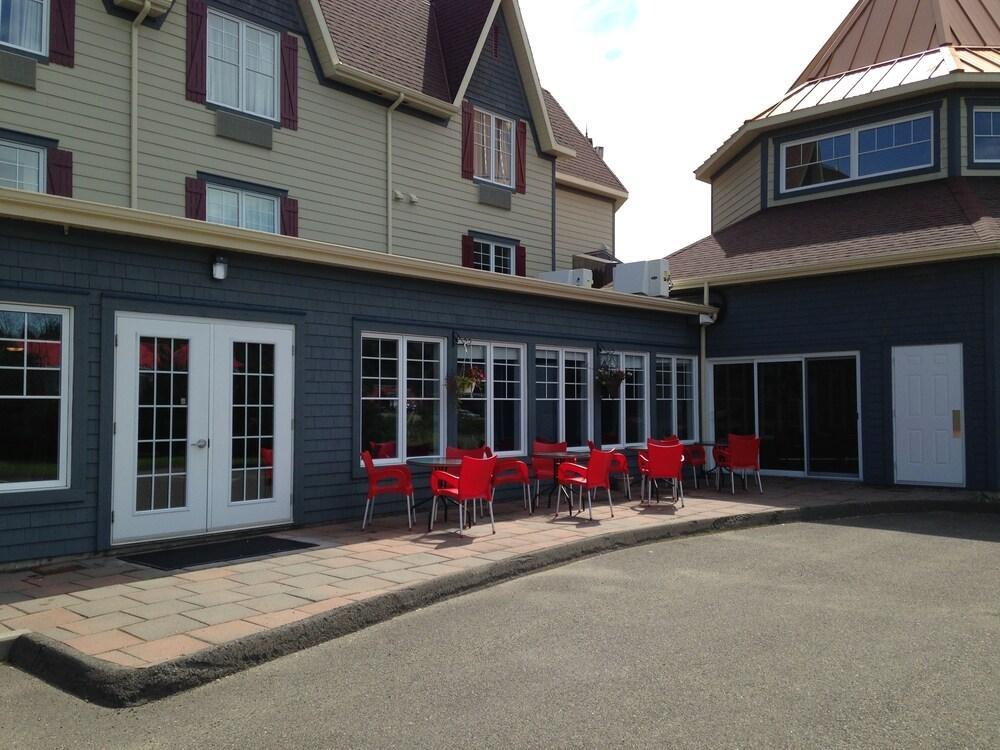 Quality Inn Rivière-du-Loup Екстериор снимка