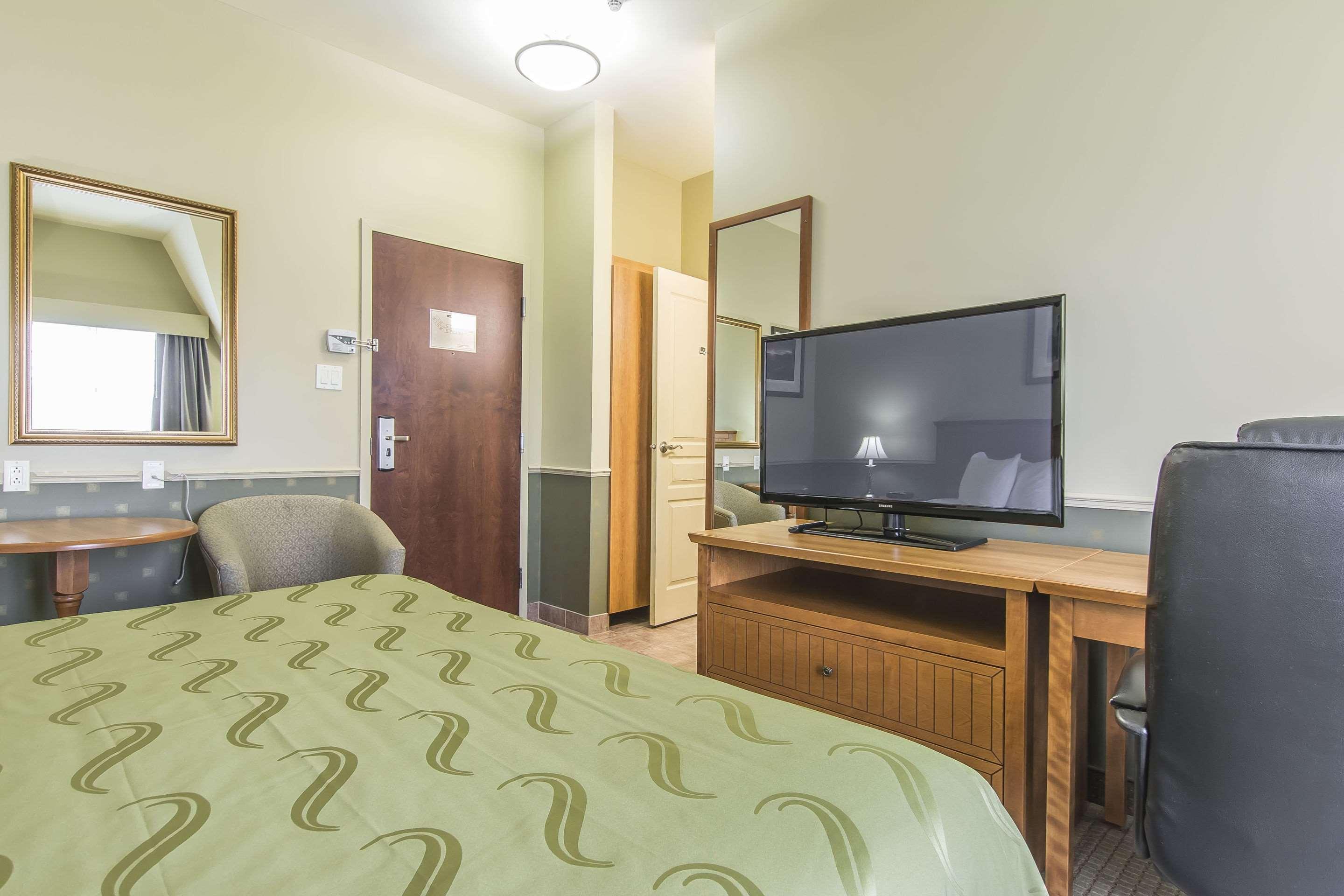 Quality Inn Rivière-du-Loup Екстериор снимка