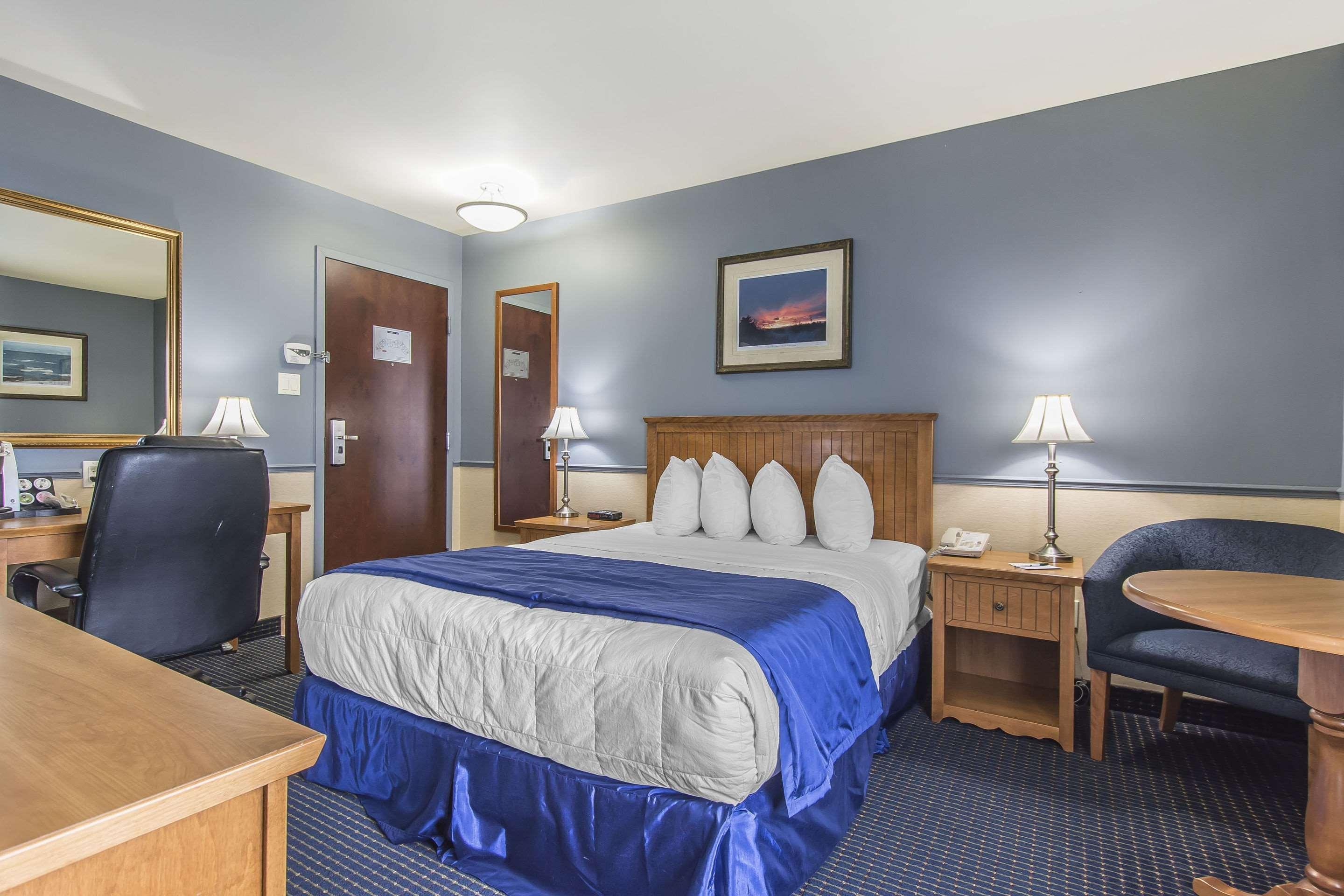 Quality Inn Rivière-du-Loup Екстериор снимка