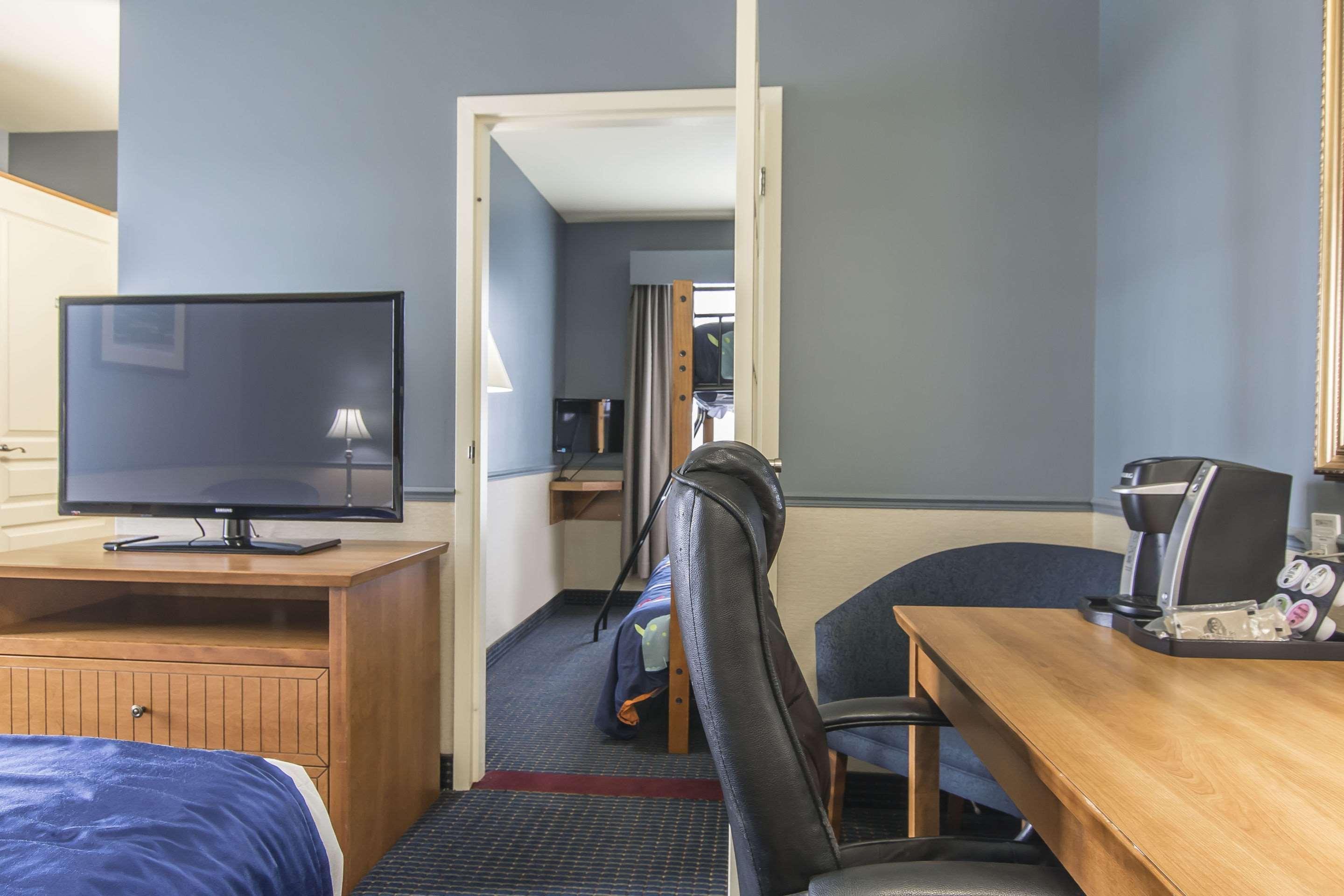 Quality Inn Rivière-du-Loup Екстериор снимка