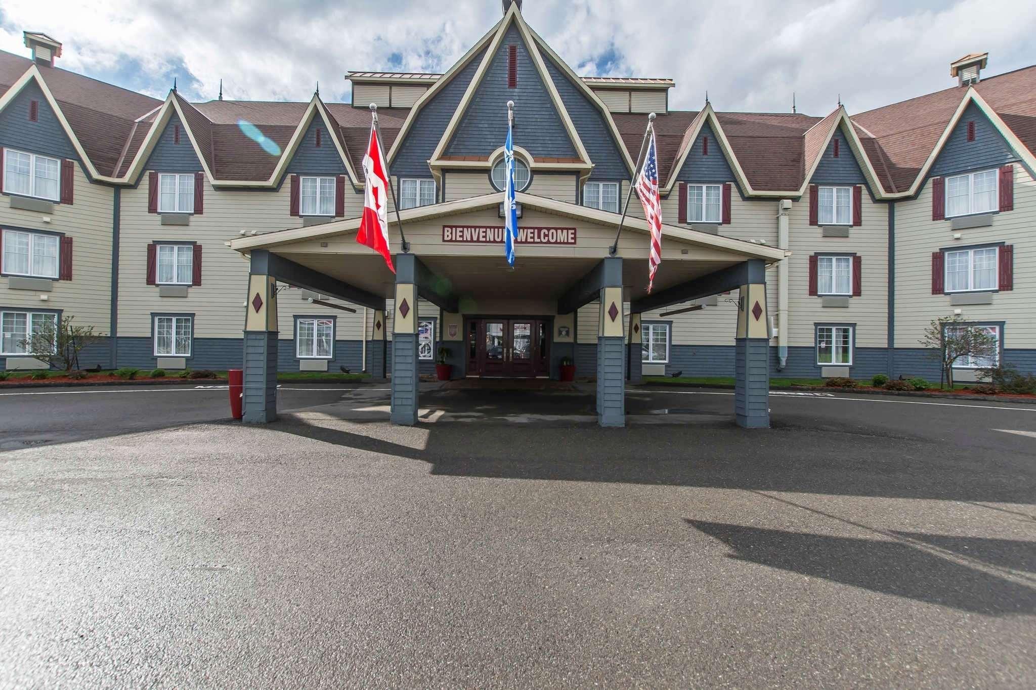 Quality Inn Rivière-du-Loup Екстериор снимка