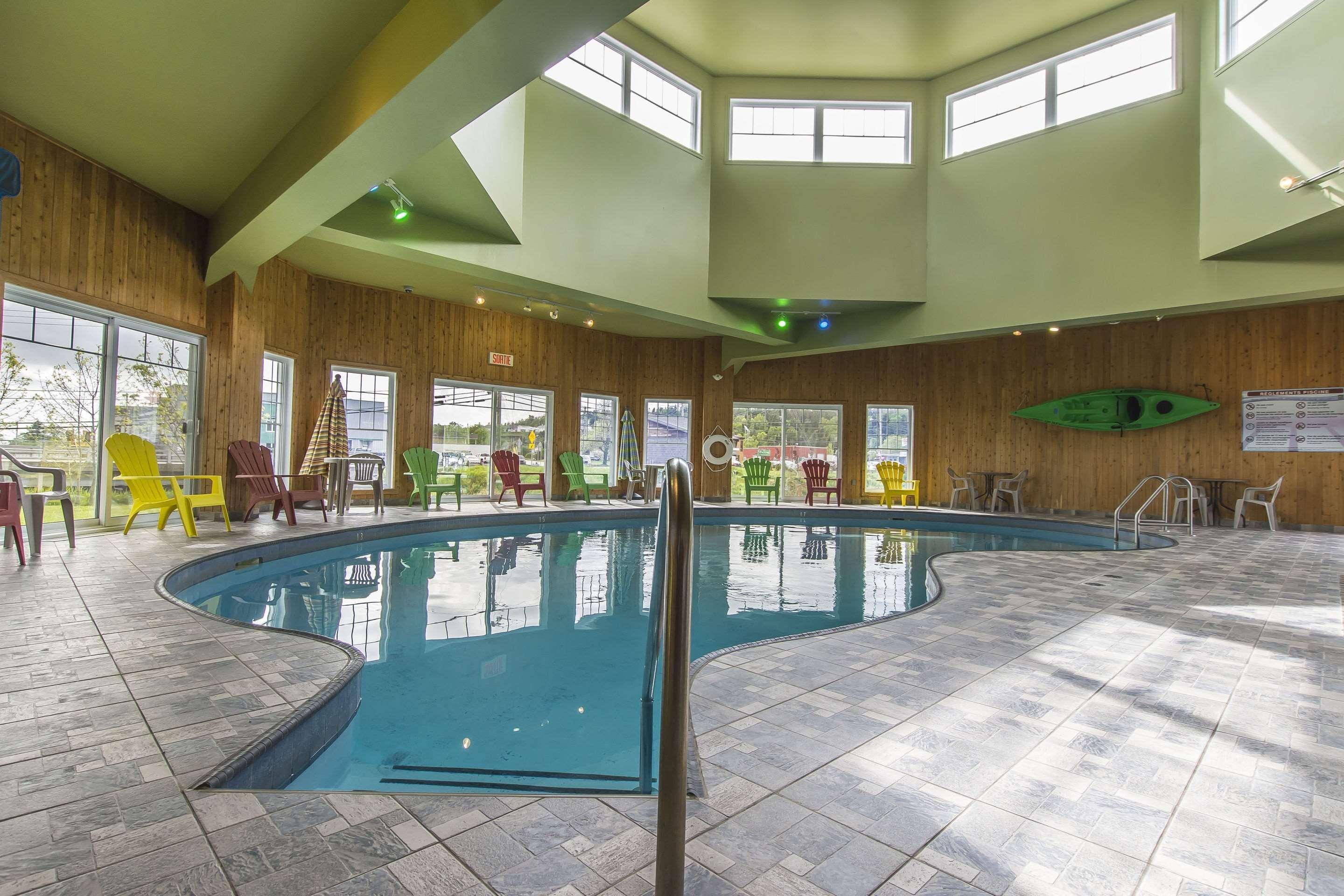 Quality Inn Rivière-du-Loup Екстериор снимка