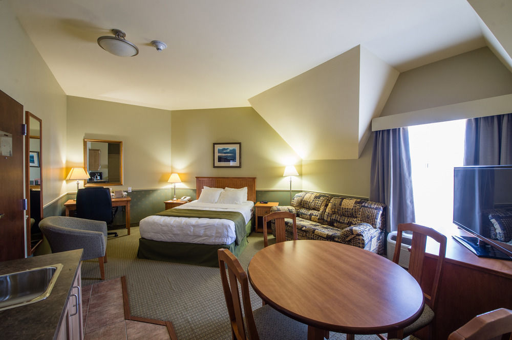 Quality Inn Rivière-du-Loup Екстериор снимка